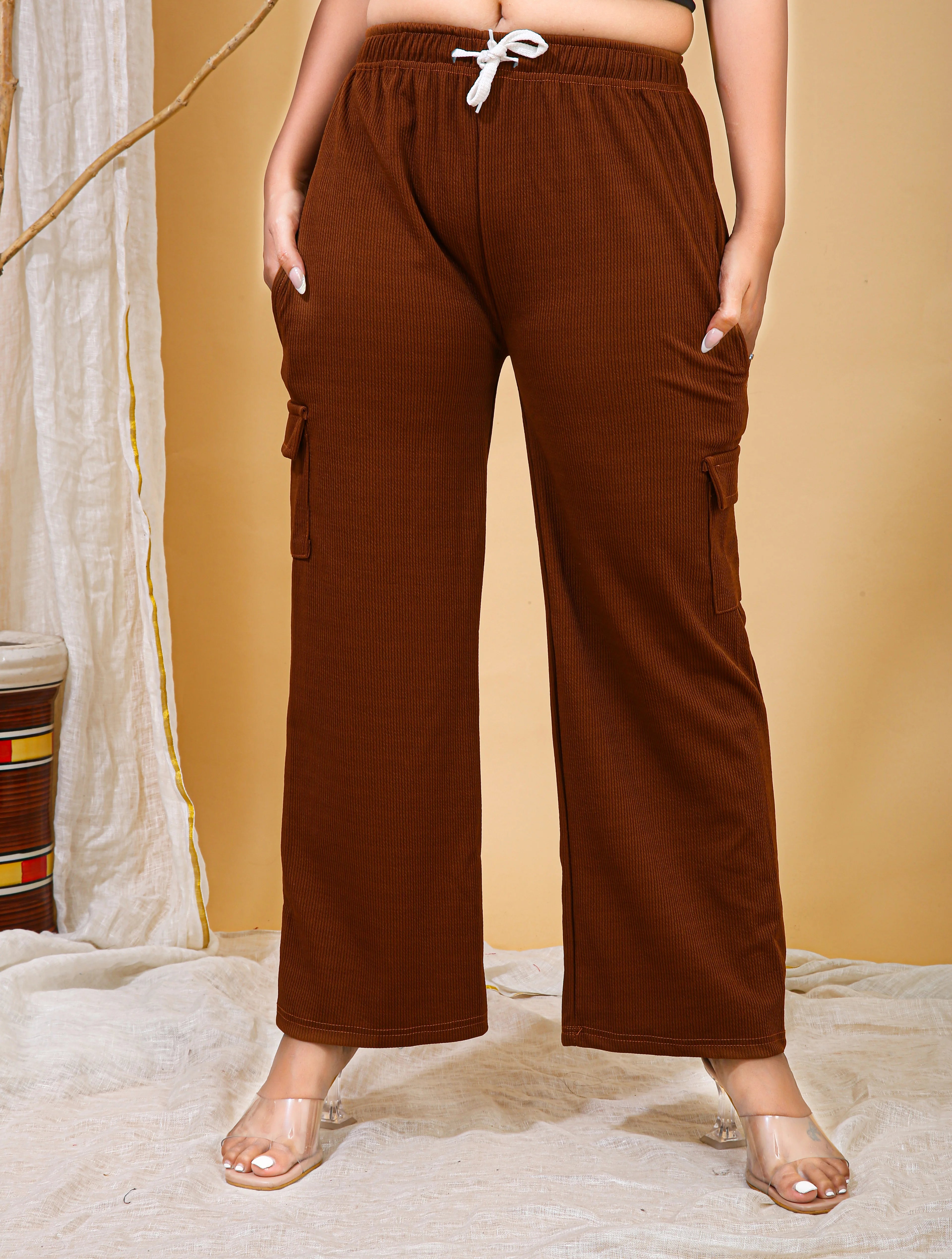 Mocha Cotton-Blend Trendy Cargo Pant